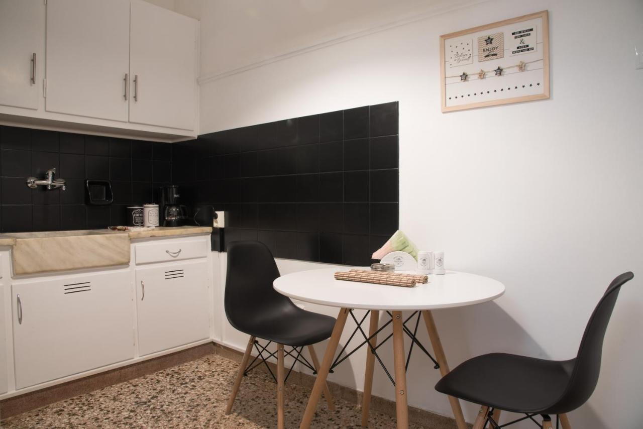 Messolonghi Square Apartment Athena Bagian luar foto
